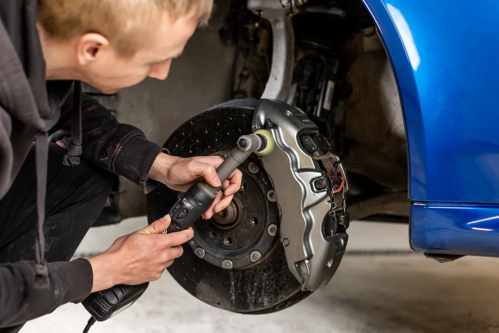 Four Signs that Your Car Needs New Brakes