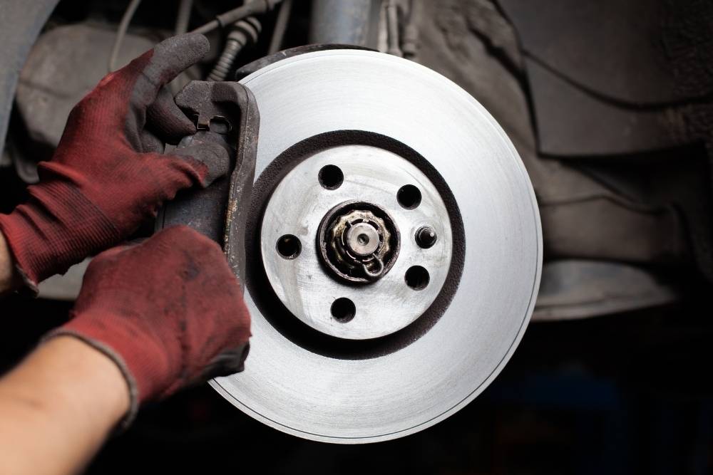 signs that your brakes may need attention